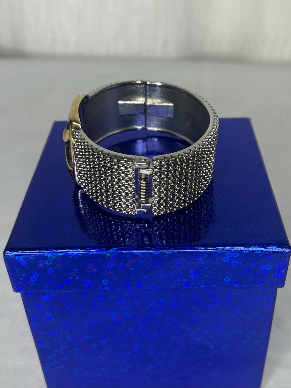 Silver hinge bracelet - Picture 4 of 4